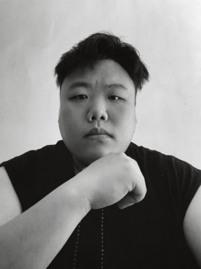 傅显超